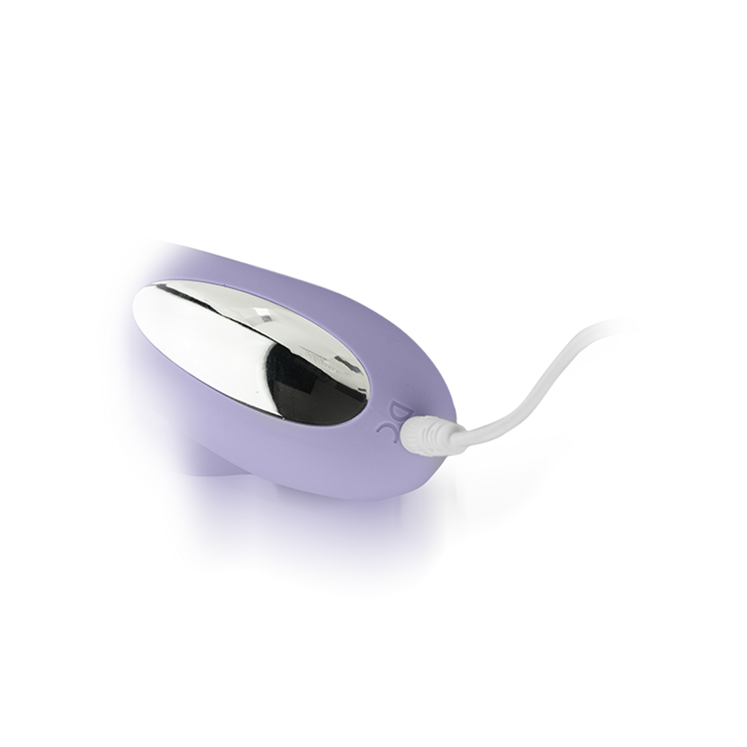 Seductive Bloom - App-Enabled Massager